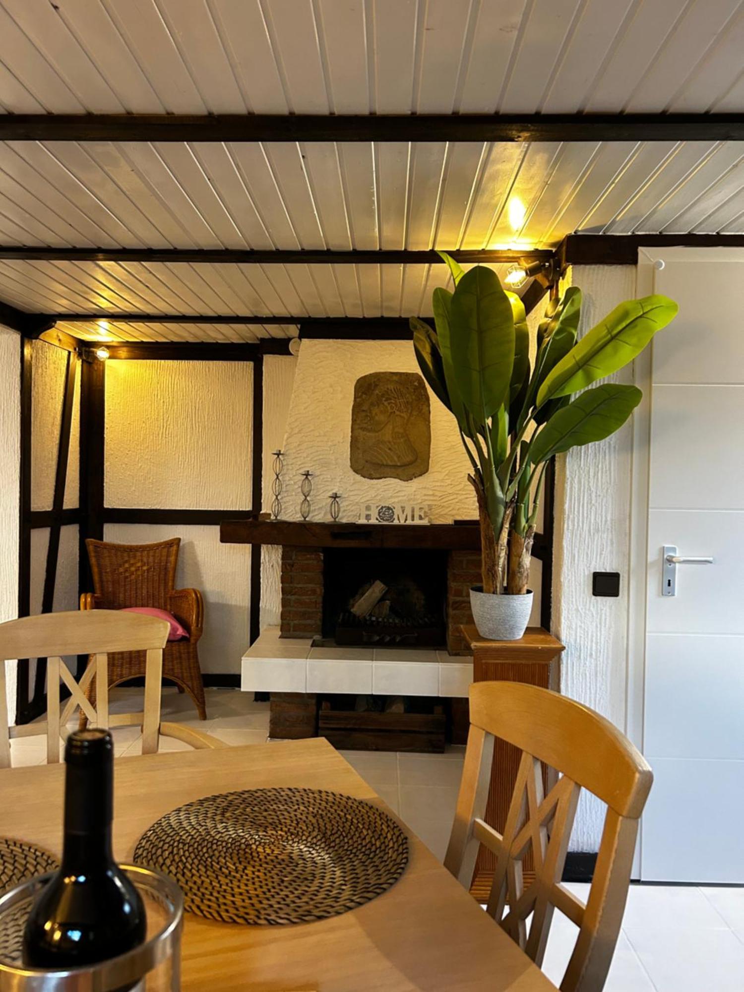 Guidos Place Souterrain Apartment Weissenthurm Ngoại thất bức ảnh